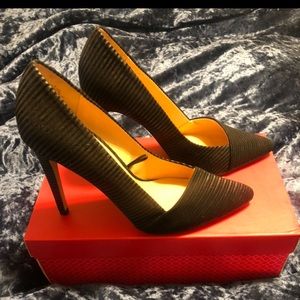 Brand new Express heels!